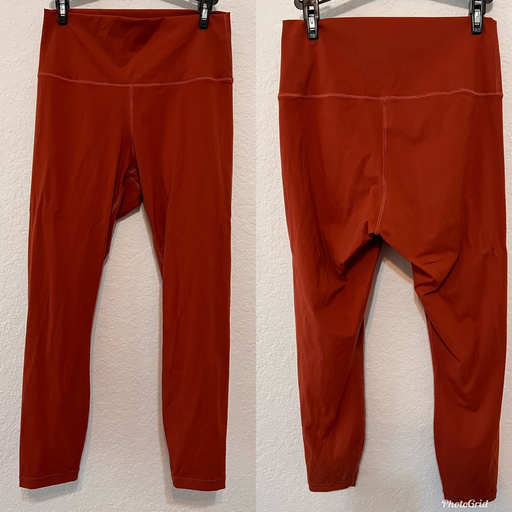 Everlane Renew legging size Large in rust - Picture 2 of 3